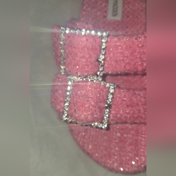 Steve Madden Pink Textured Slide Sandals - Picture 3 of 5